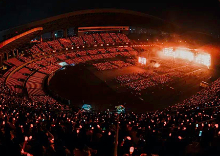 OD·综合体育透明屏闪耀周杰伦张韶涵演唱会和GETshow展！