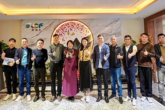 航城街道携股份公司一行莅临OD·综合体育考察调研